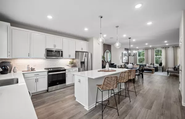 Schaumburg, IL 60193,211 Steeple Bush LN #10343