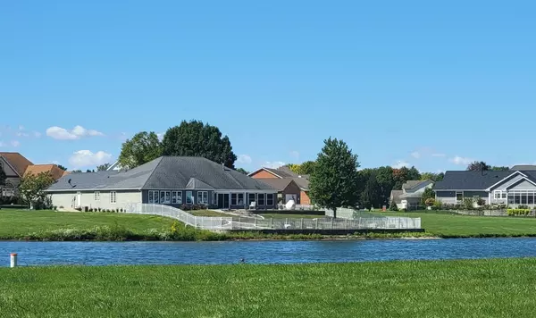 Urbana, IL 61802,501 N Beacon Hill CIR