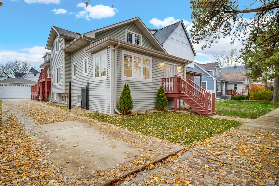 218 S 13th AVE, Maywood, IL 60153