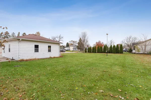 Lake Villa, IL 60046,101 Mckinley AVE