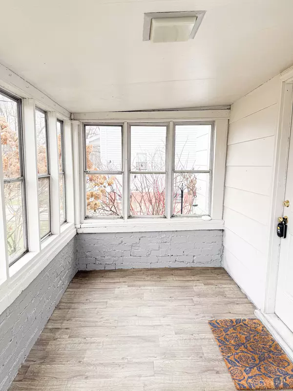 Aroma Park, IL 60910,216 E 3rd ST