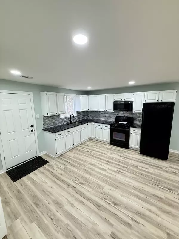 Park Forest, IL 60466,210 Mantua ST