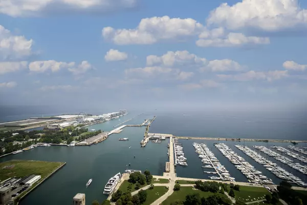 Chicago, IL 60601,450 E Waterside DR E #3302