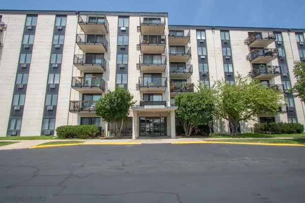 9128 W TERRACE DR #2N, Niles, IL 60714