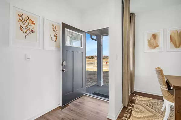 St. Charles, IL 60174,273 Canal DR