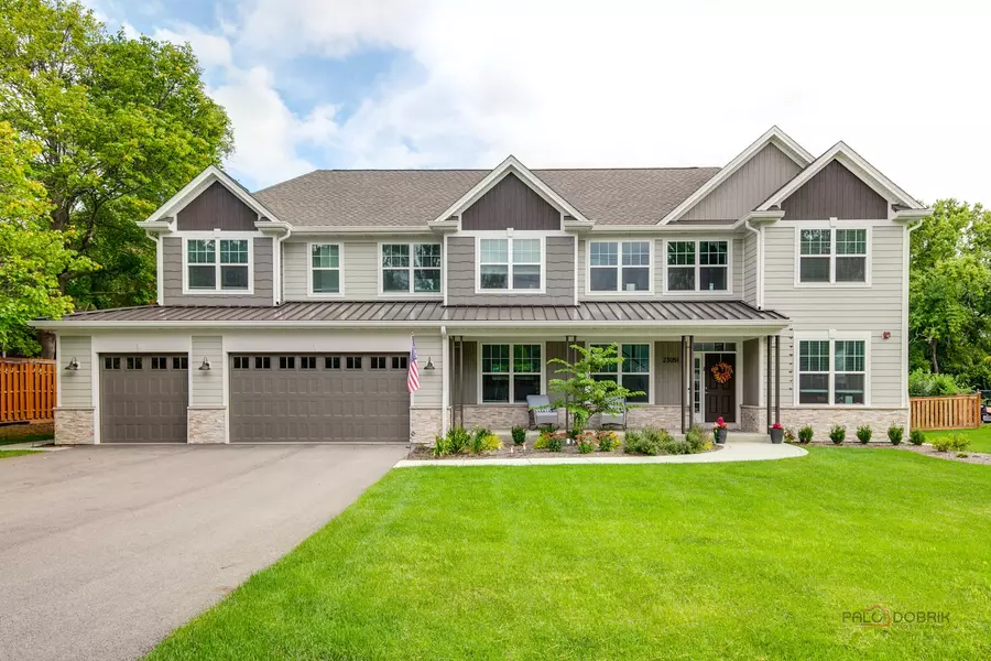 23051 N Prairie LN, Lincolnshire, IL 60069