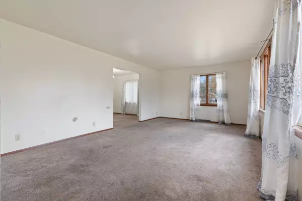 Channahon, IL 60410,23058 W Mcclintock RD