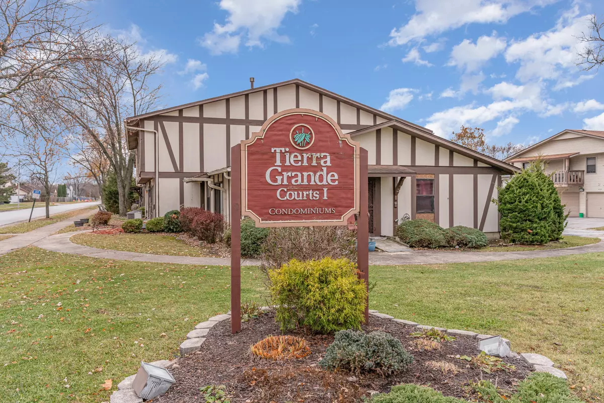 Country Club Hills, IL 60478,4143 192nd CT #225