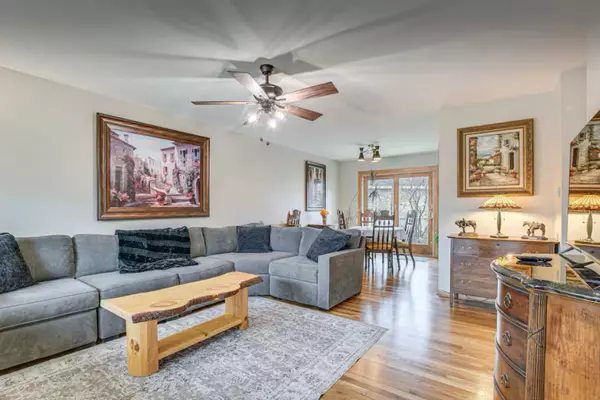 Hoffman Estates, IL 60169,Address not disclosed