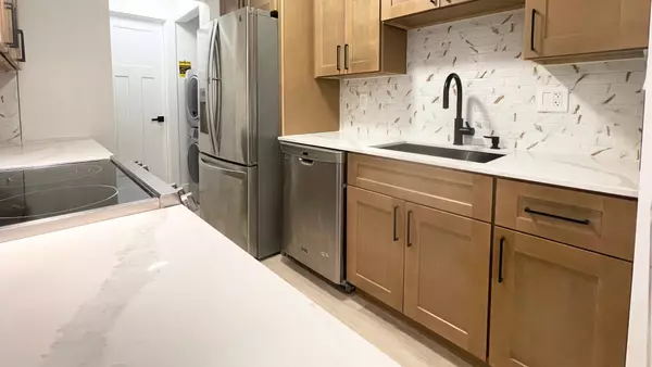 Crystal Lake, IL 60014,Address not disclosed