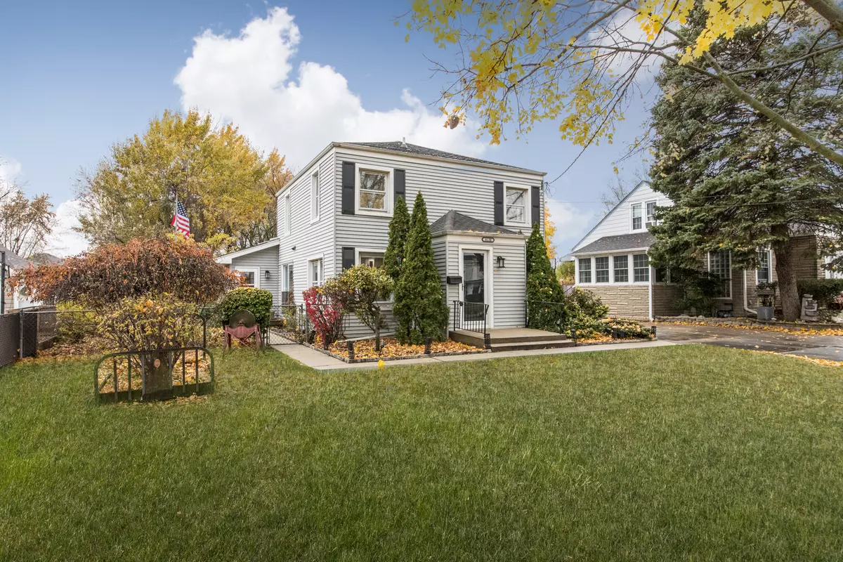 Niles, IL 60714,8120 N Washington ST