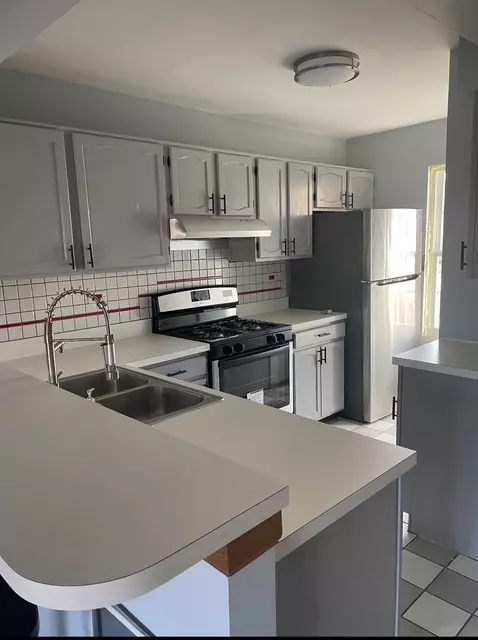 Westmont, IL 60559,1511 Crab Tree DR