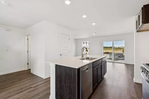 Pingree Grove, IL 60140,1447 Oakfield LN