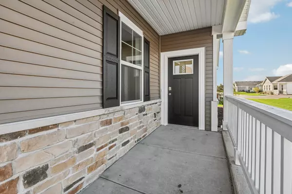 Pingree Grove, IL 60140,1077 Savannah LN