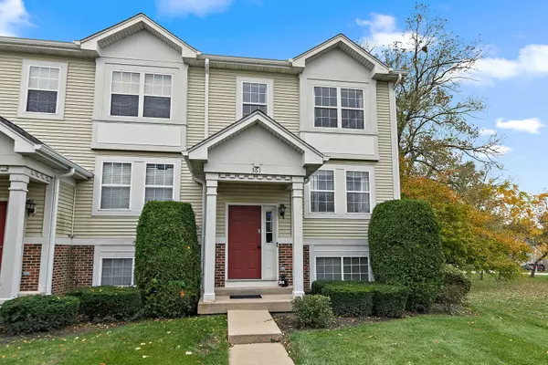 Hainesville, IL 60073,361 Holiday LN