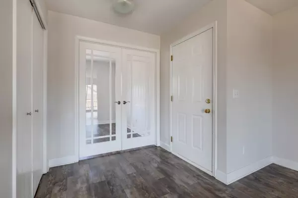 South Elgin, IL 60177,Address not disclosed