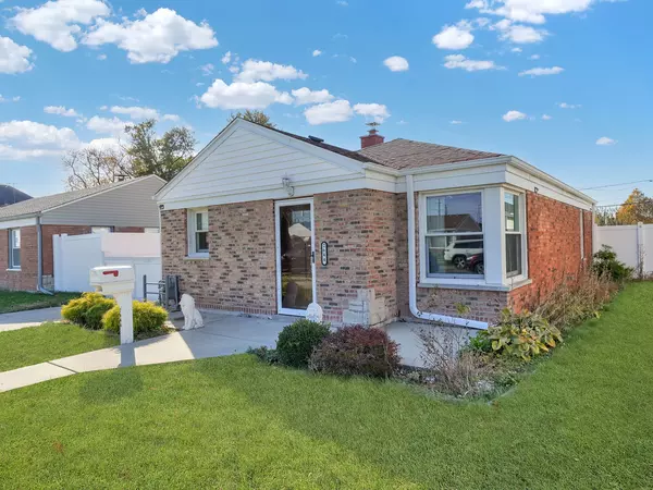 Franklin Park, IL 60131,2644 Leona ST