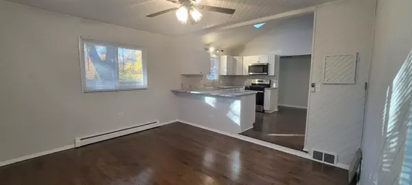 Darien, IL 60561,6921 Clarendon Hills RD