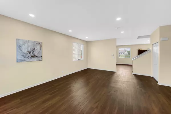 Volo, IL 60073,821 Chopin PL