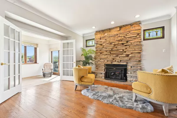 Park Ridge, IL 60068,1420 Oakton ST