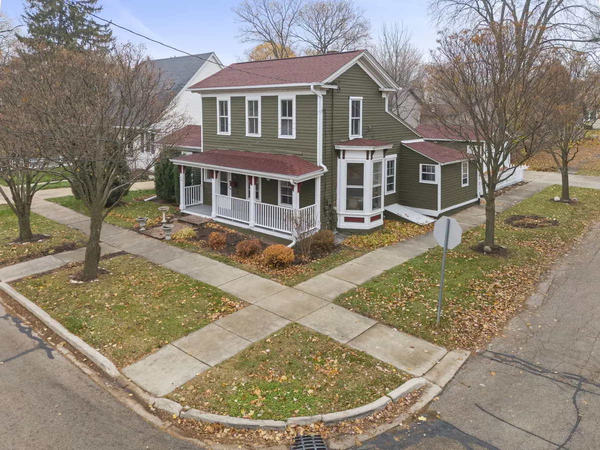 St. Charles, IL 60174,516 S 6th AVE