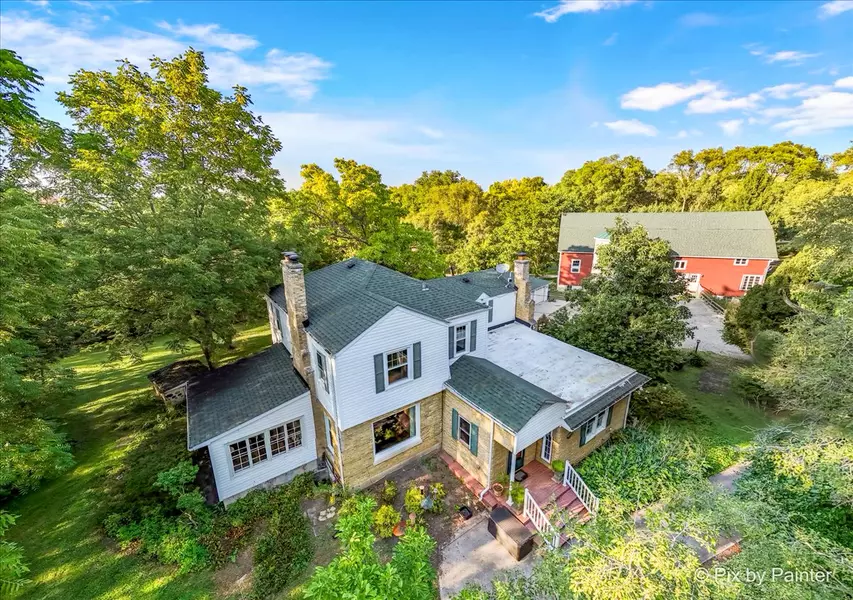 24400 N Kelsey RD, Lake Barrington, IL 60010