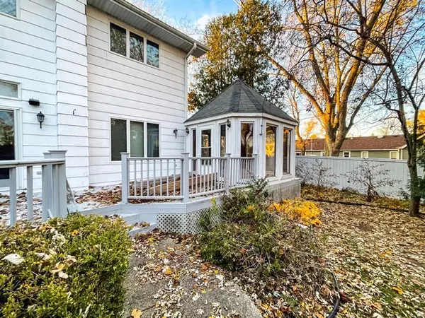 Salem, WI 53168,24920 73rd ST