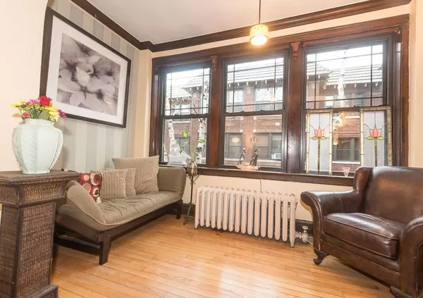 Oak Park, IL 60302,508 Madison ST #2S