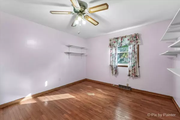 Sugar Grove, IL 60554,175 Calkins DR