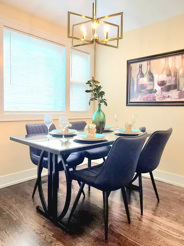 Chicago, IL 60638,6129 S Parkside AVE