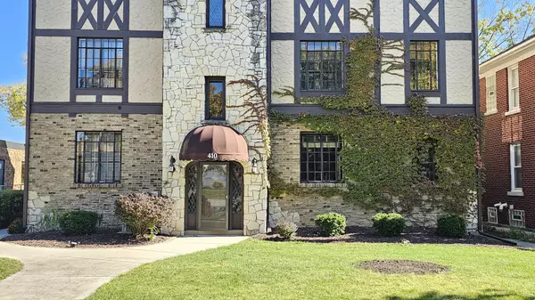 Joliet, IL 60435,410 N Raynor AVE #1W