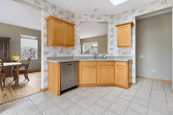 Huntley, IL 60142,13427 Michigan AVE