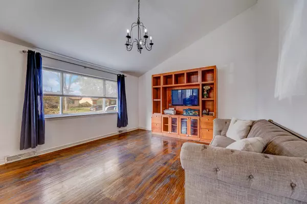 Alsip, IL 60803,12211 S Harding AVE