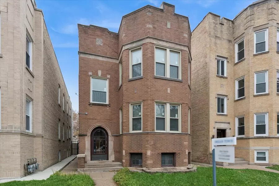 5412 N Kimball AVE #2, Chicago, IL 60625