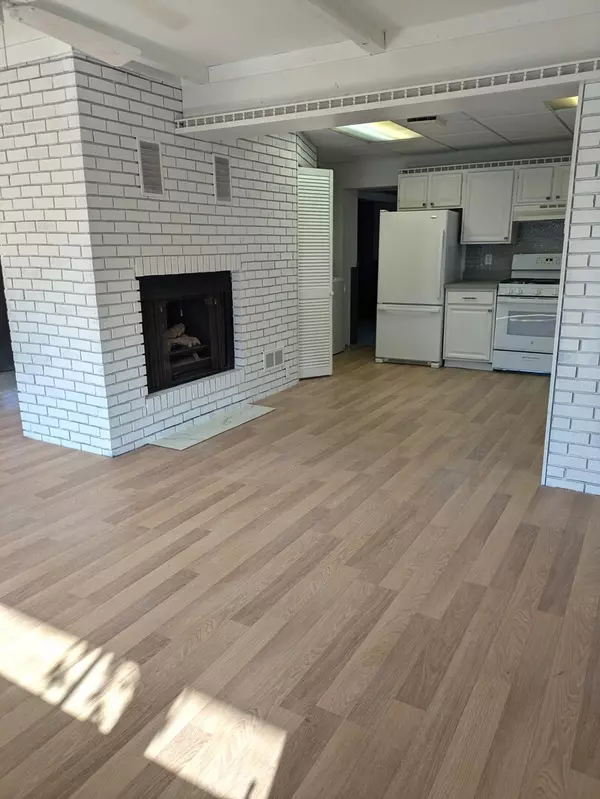 Lake In The Hills, IL 60156,1114 Ash ST