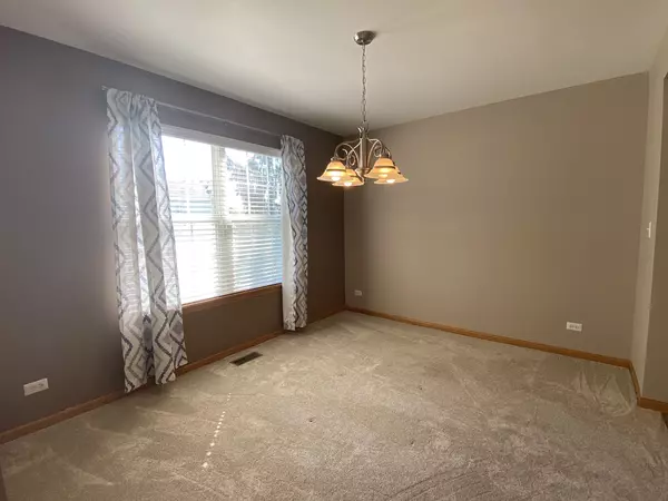 Pingree Grove, IL 60140,545 Yorkshire LN