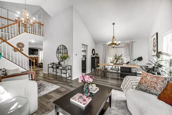 Gurnee, IL 60031,36217 N Old Creek CT