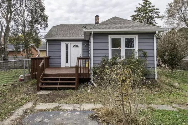 132 Dorchester CT, Waukegan, IL 60085