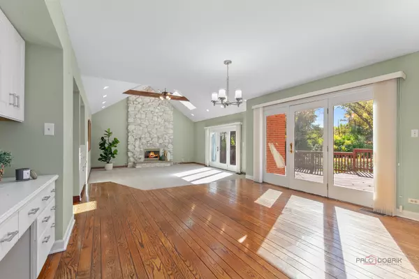 Long Grove, IL 60047,4106 Bob O Link LN