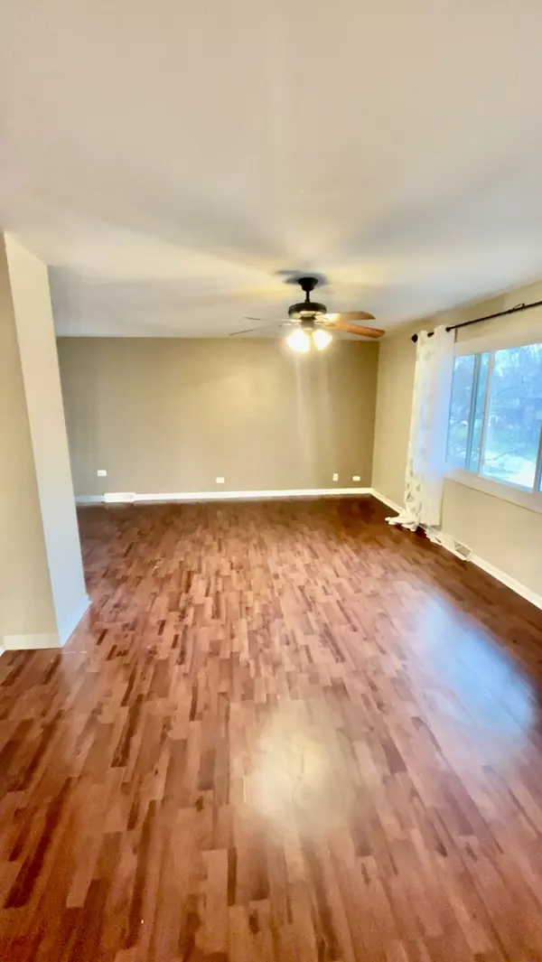 Island Lake, IL 60042,3513 Greenleaf AVE