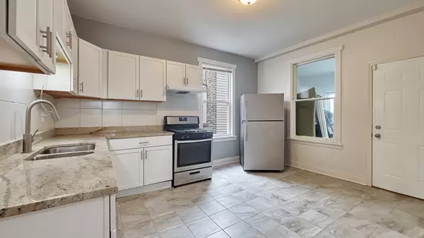 Chicago, IL 60647,2308 N Avers AVE #2