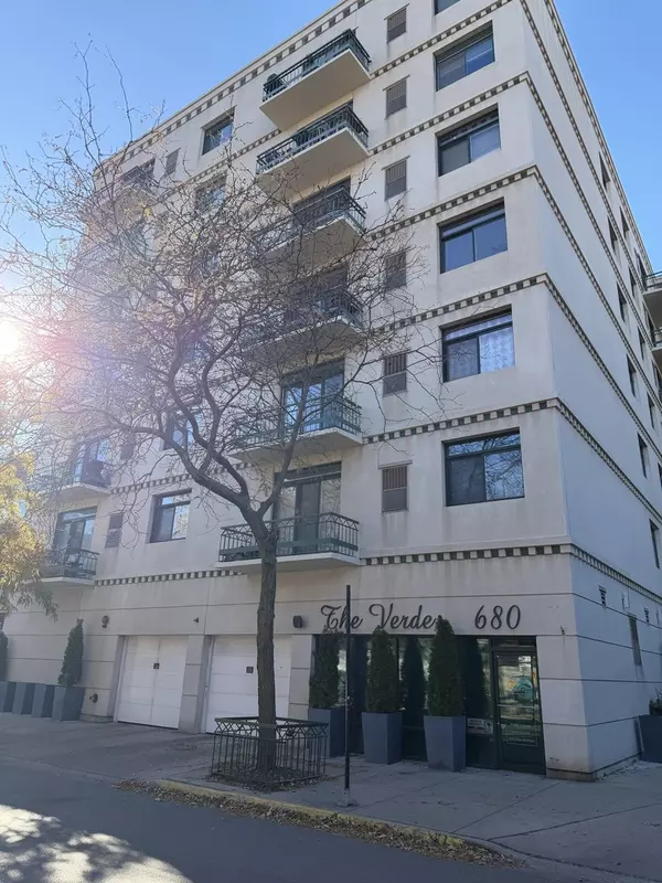 680 N Green ST #701, Chicago, IL 60642