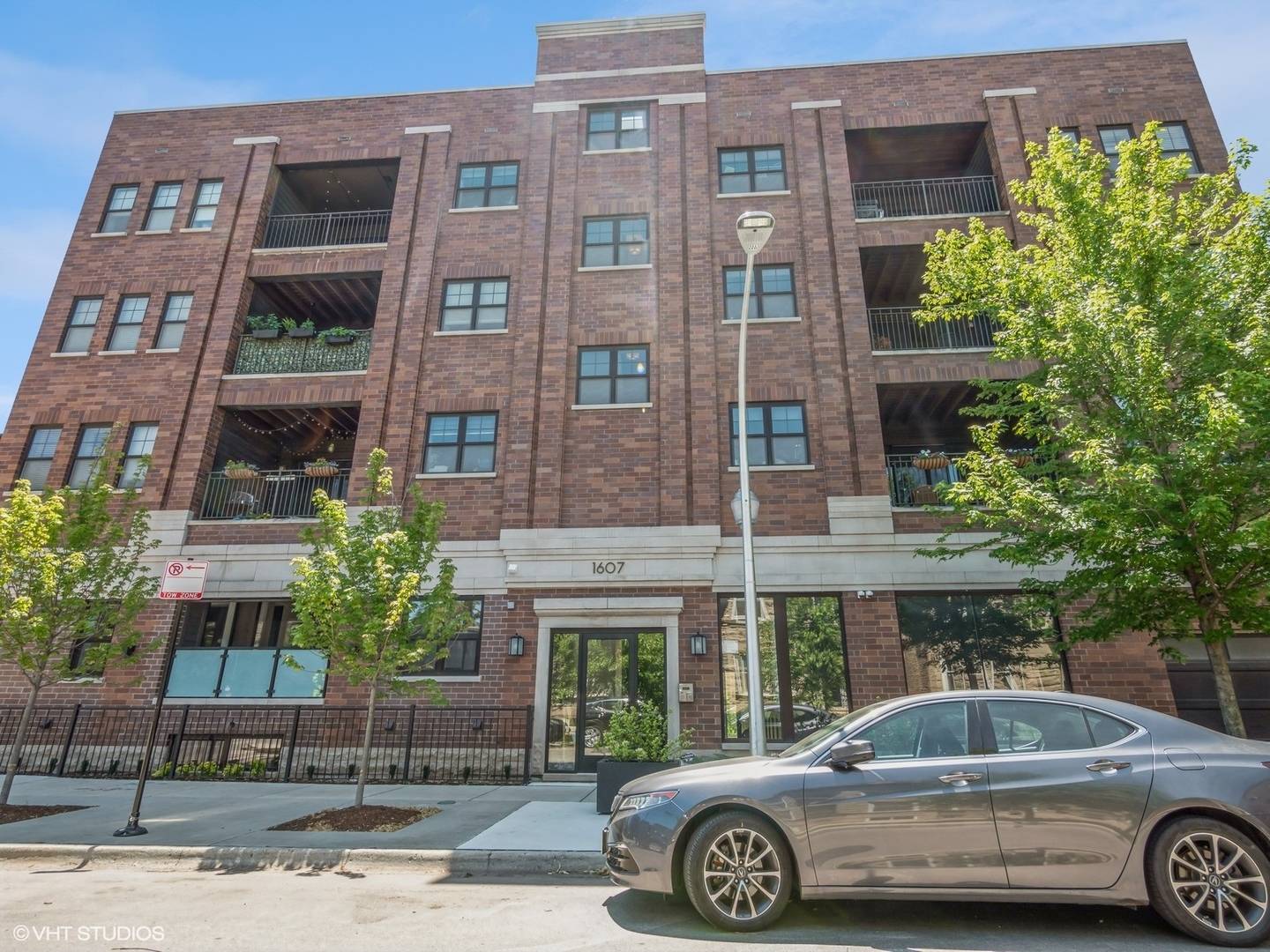 1607 W Waveland AVE #1S, Chicago, IL 60613