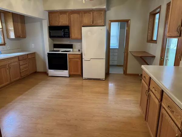 Spring Valley, IL 61362,119 E 2nd ST