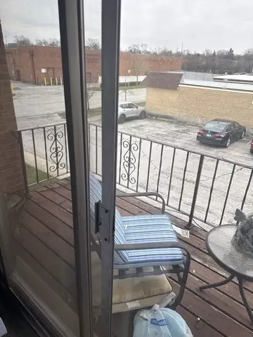 Homewood, IL 60430,18340 CHERRY CREEK DR #7