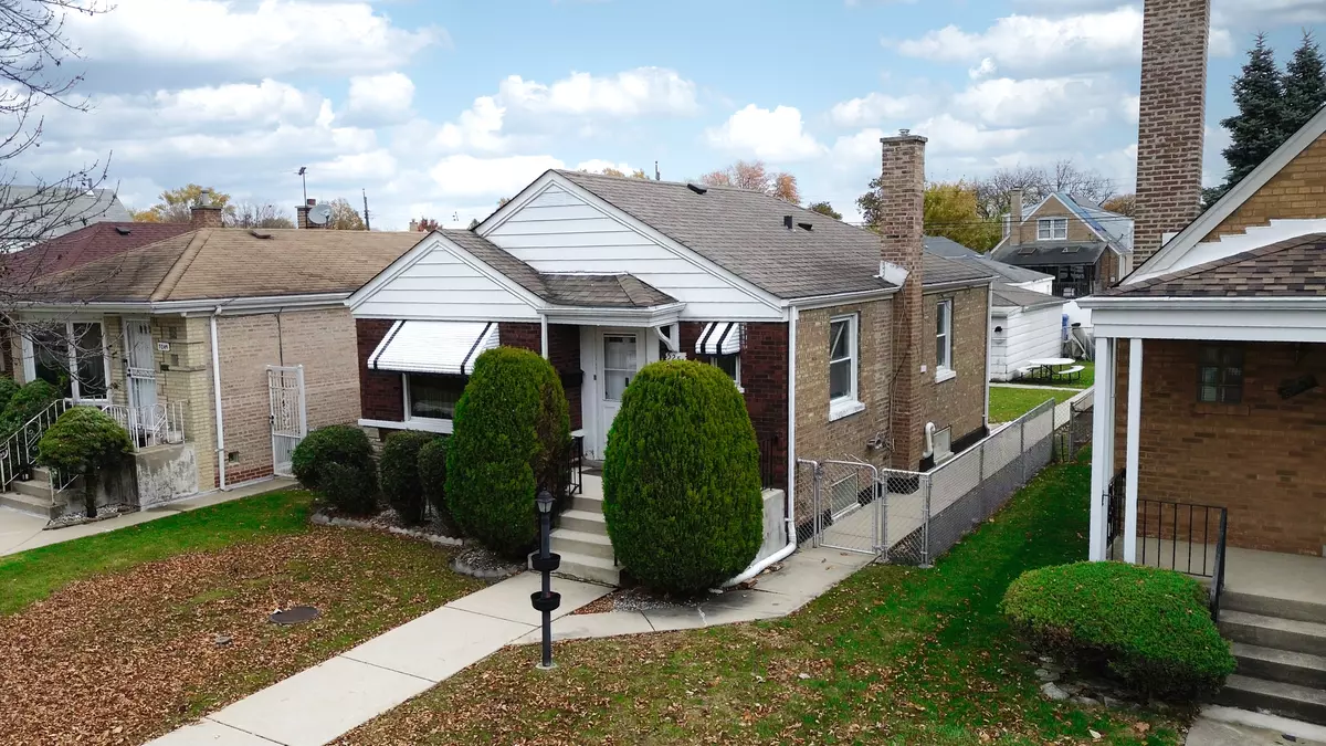 Chicago, IL 60632,5251 S Hamlin AVE