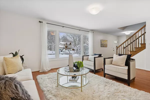 Naperville, IL 60565,312 Leeds CT