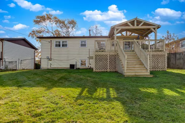 Oak Forest, IL 60452,5918 Stuart LN