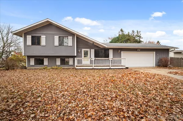 Crystal Lake, IL 60014,1009 Sutton DR