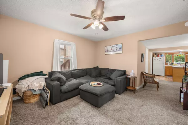 Sycamore, IL 60178,732 Park AVE